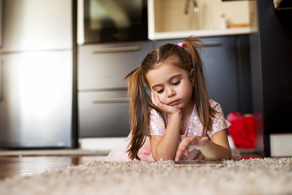 How to handle screen time for toddlers