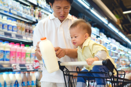 Supermarket with kids learning language