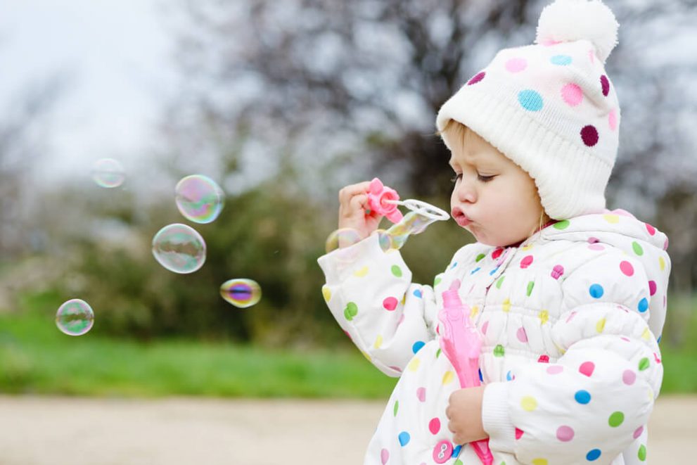 Language learning for children with bubbles