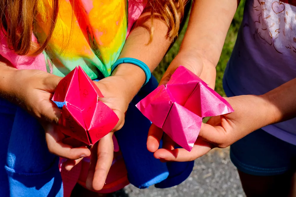 Fortune-teller-origami-Articulation-Game.webp